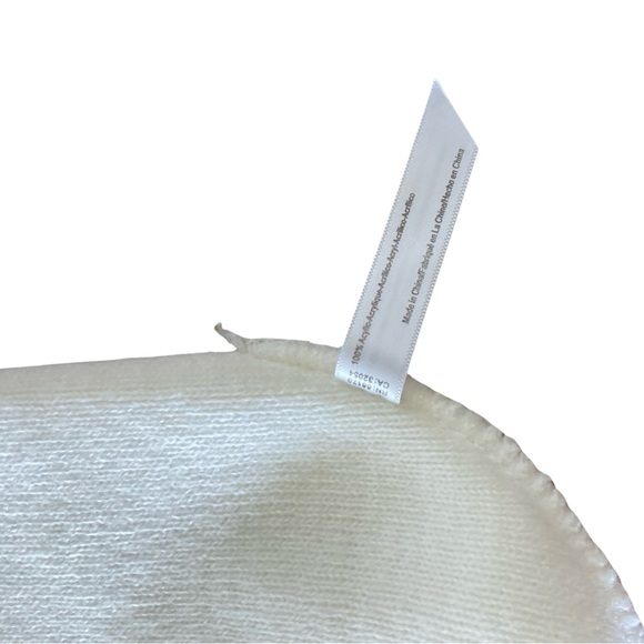 SMILEY face beanie 🙂 Item# 0211 - Picture 4 of 4